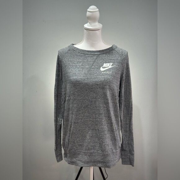 SALE! Women’s Nike Gray L/S Top Size L EUC - Picture 1 of 6